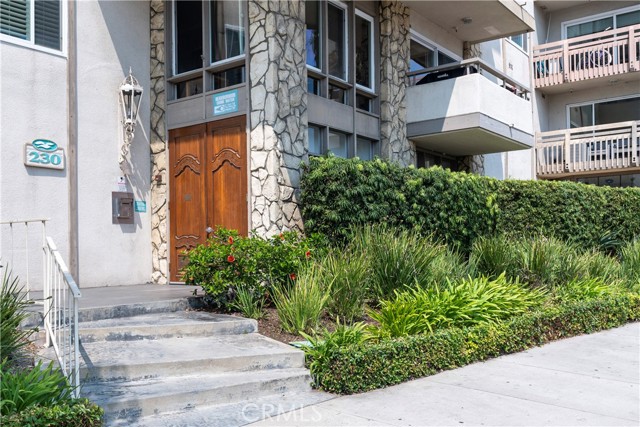 Detail Gallery Image 18 of 34 For 230 S Catalina Ave #303,  Redondo Beach,  CA 90277 - 2 Beds | 2 Baths