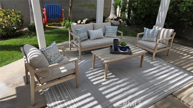 Detail Gallery Image 37 of 39 For 20621 Reef Ln, Huntington Beach,  CA 92646 - 4 Beds | 3 Baths