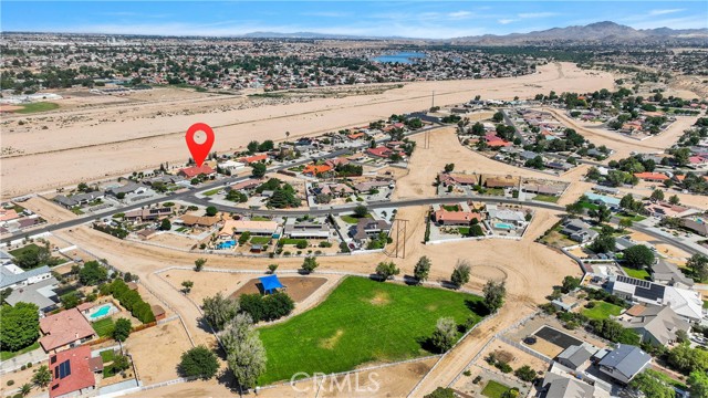 12450 Indian River Drive, Apple Valley CA: https://media.crmls.org/medias/21038261-b9b4-45ca-80e5-6e0a2dc6f9f7.jpg