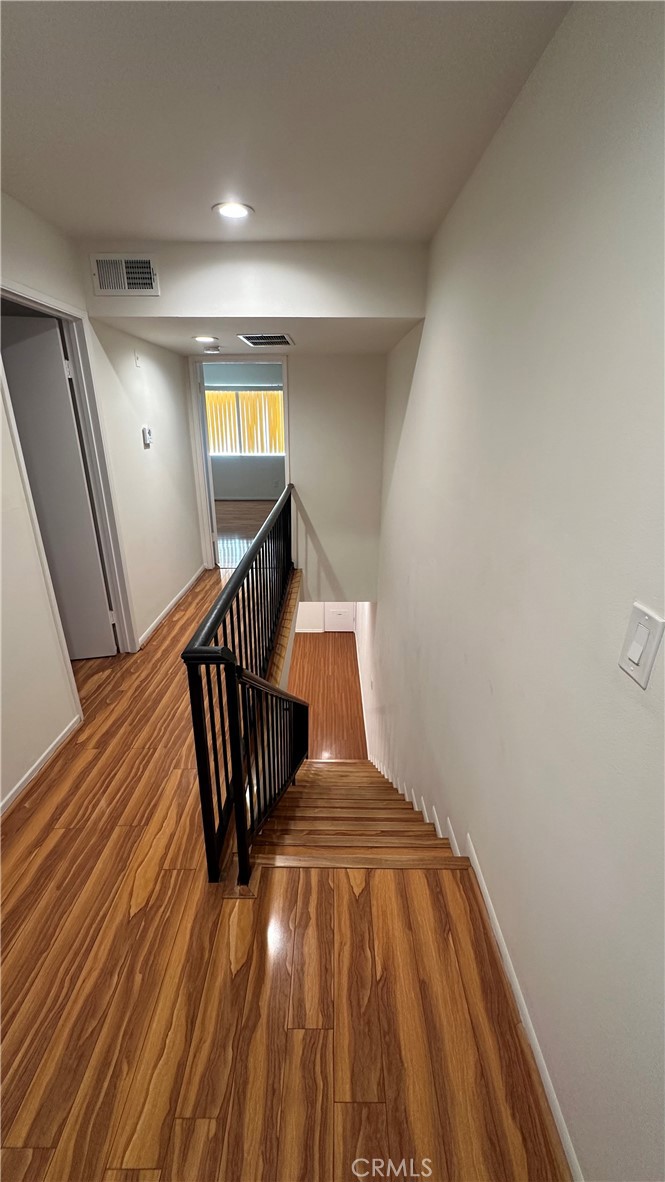 MLS #SR25263574 image #9