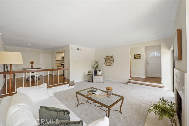 Detail Gallery Image 2 of 18 For 29125 Thousand Oaks Bld #D,  Agoura Hills,  CA 91301 - 2 Beds | 2 Baths