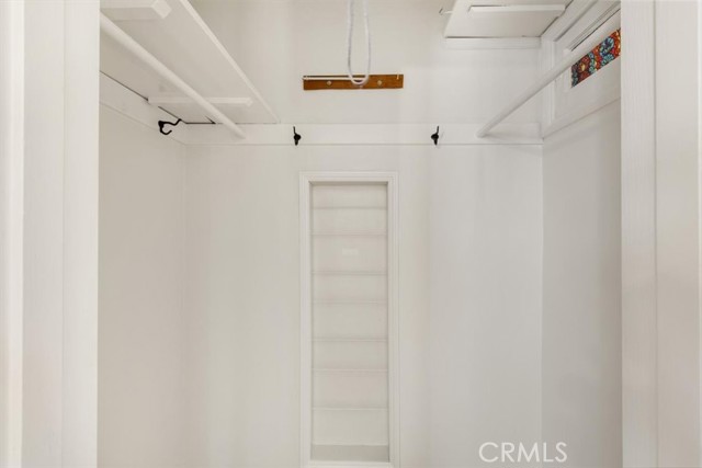 1145 S 4th Street, Alhambra CA: https://media.crmls.org/medias/21060388-4d09-4e13-a8cb-30a10018587c.jpg