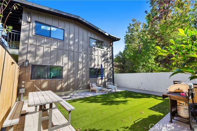 Detail Gallery Image 30 of 32 For 10028 Shoup, Chatsworth,  CA 91311 - 2 Beds | 2 Baths