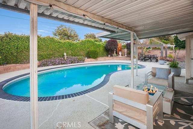 7900 Vicky Avenue, West Hills CA: https://media.crmls.org/medias/2106fbeb-5de2-4e09-a932-d7ee4b4d46bc.jpg