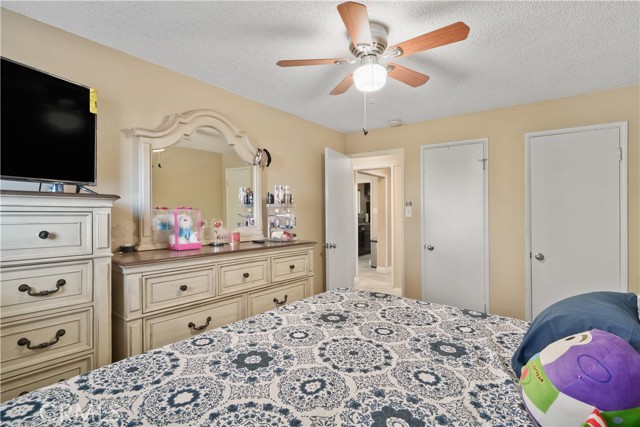 Detail Gallery Image 10 of 25 For 1625 N J St, San Bernardino,  CA 92411 - 3 Beds | 1 Baths