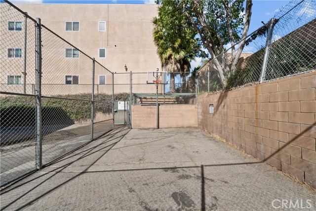 Detail Gallery Image 37 of 43 For 13144 Bromont, Sylmar,  CA 91342 - 2 Beds | 2 Baths