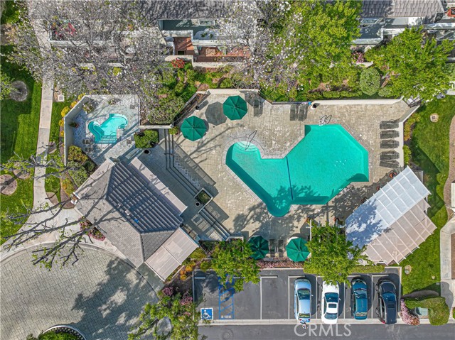 Detail Gallery Image 5 of 32 For 26107 Mcbean #61,  Valencia,  CA 91355 - 2 Beds | 2 Baths