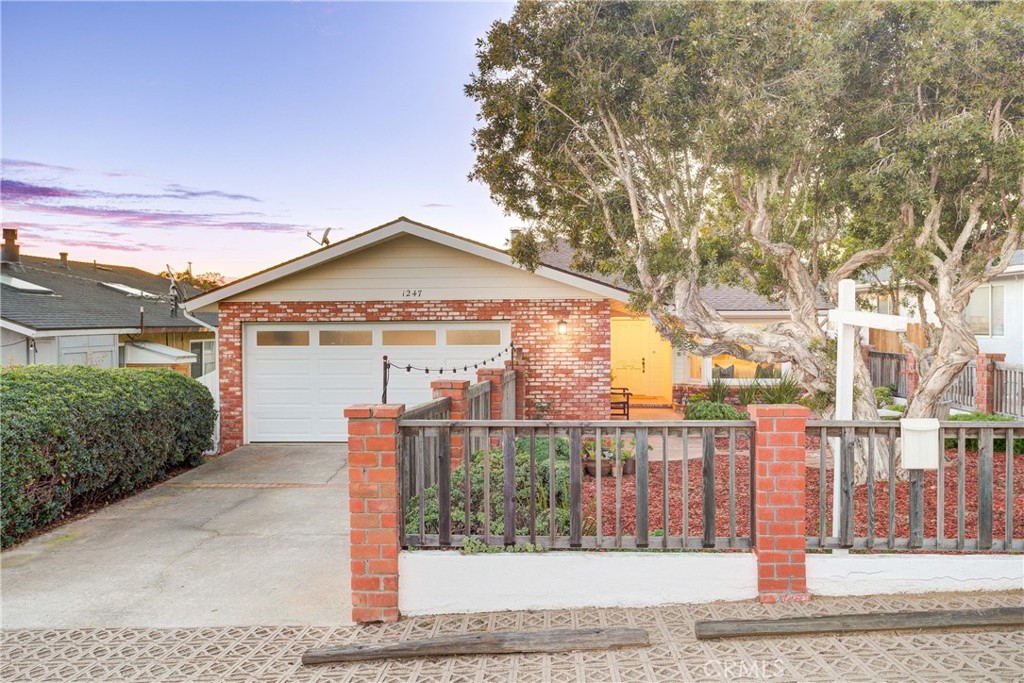 1247 6th Street, Los Osos, CA 93402