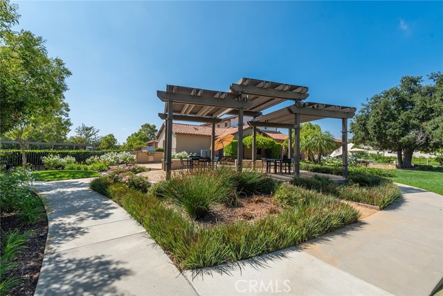 25551 Prado De Las Flores, Calabasas CA: https://media.crmls.org/medias/210c36e0-658b-4455-88c1-e9610c3eef1e.jpg