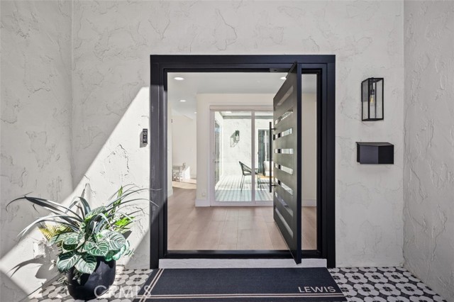 Image 3 of 40 For 16342 Gentry