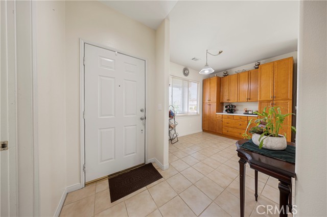 Detail Gallery Image 6 of 40 For 34291 Viewpoint Ct, Yucaipa,  CA 92399 - 4 Beds | 2 Baths