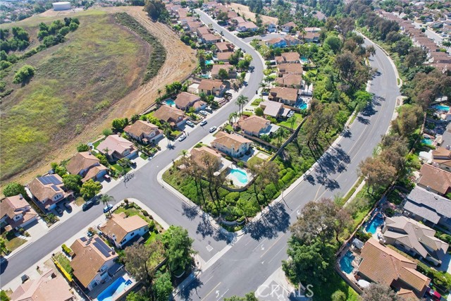 Detail Gallery Image 32 of 34 For 2253 Wandering Ridge Dr, Chino Hills,  CA 91709 - 4 Beds | 2/1 Baths