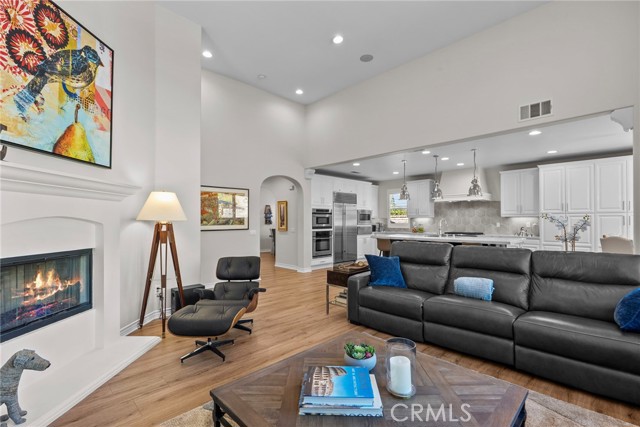 Detail Gallery Image 29 of 67 For 890 Lindamere, Simi Valley,  CA 93065 - 5 Beds | 4/1 Baths