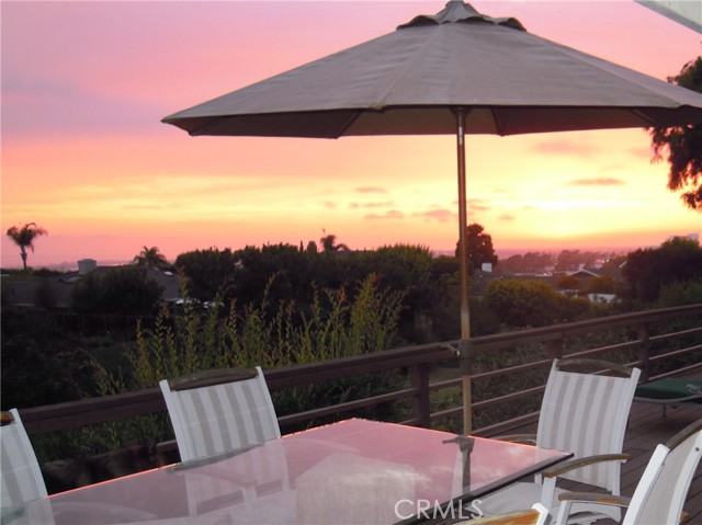 2815 Blue Water Drive, Corona del Mar CA: https://media.crmls.org/medias/210d8745-fce7-4331-af8a-82c342929399.jpg
