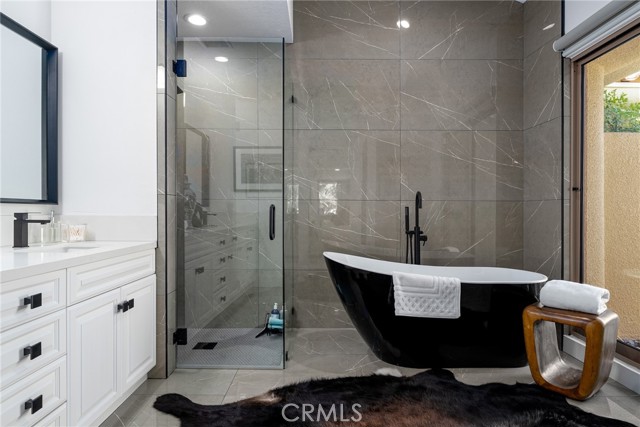 Detail Gallery Image 19 of 52 For 228 Kavenish Dr, Rancho Mirage,  CA 92270 - 3 Beds | 3/1 Baths