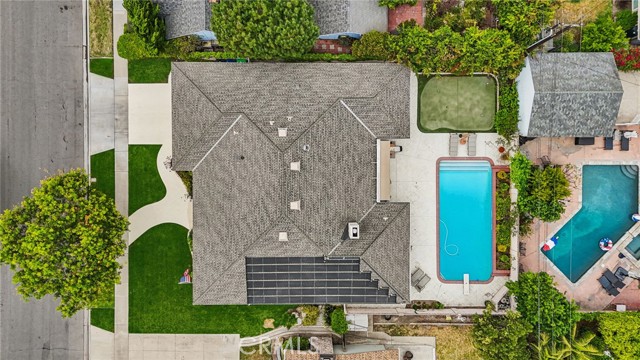 11272 Weatherby Road, Los Alamitos CA: https://media.crmls.org/medias/210dd264-526c-4517-841b-8e18d9c0ecf8.jpg