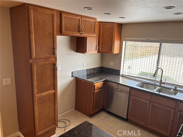 Detail Gallery Image 13 of 23 For 1026 Sheila Ct, Montebello,  CA 90640 - 2 Beds | 2 Baths