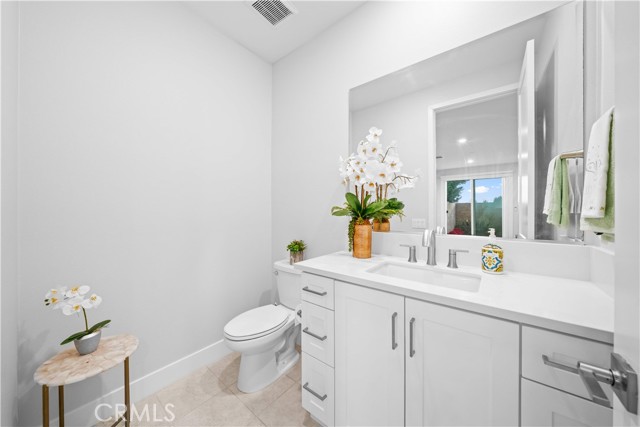 Detail Gallery Image 7 of 46 For 119 Glance, Irvine,  CA 92618 - 3 Beds | 2/1 Baths