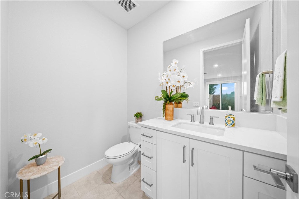 MLS #OC25272346 image #6