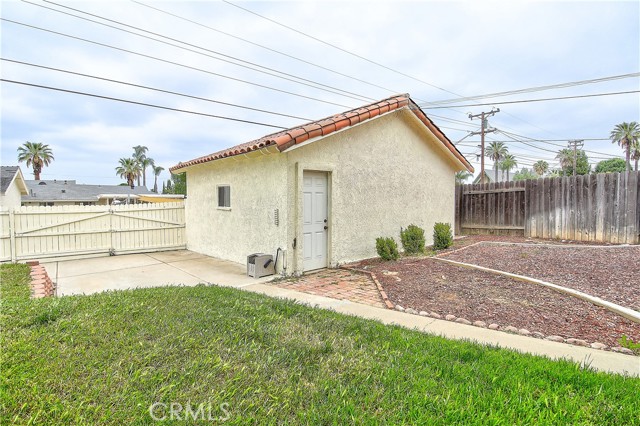 Detail Gallery Image 36 of 38 For 121 W Citron St, Corona,  CA 92882 - 3 Beds | 2 Baths