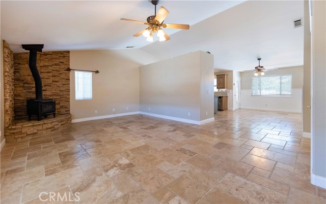 Detail Gallery Image 14 of 38 For 24160 Lenox Ln a,  Murrieta,  CA 92562 - 3 Beds | 2 Baths