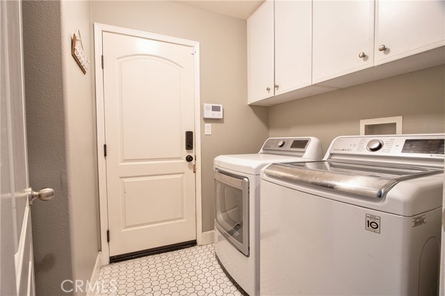 Detail Gallery Image 20 of 51 For 39883 S Creek Cir, Murrieta,  CA 92563 - 5 Beds | 3/1 Baths