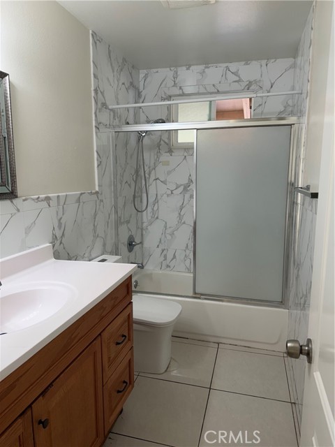 Detail Gallery Image 5 of 8 For 218 N Cooper, Santa Ana,  CA 92703 - 4 Beds | 2 Baths