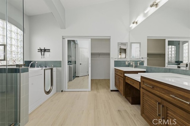 Detail Gallery Image 39 of 50 For 13747 Robinbrook Ct, Corona,  CA 92880 - 4 Beds | 2/1 Baths