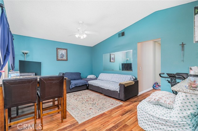 Detail Gallery Image 4 of 32 For 28131 Chula Vista, Menifee,  CA 92586 - 2 Beds | 2 Baths