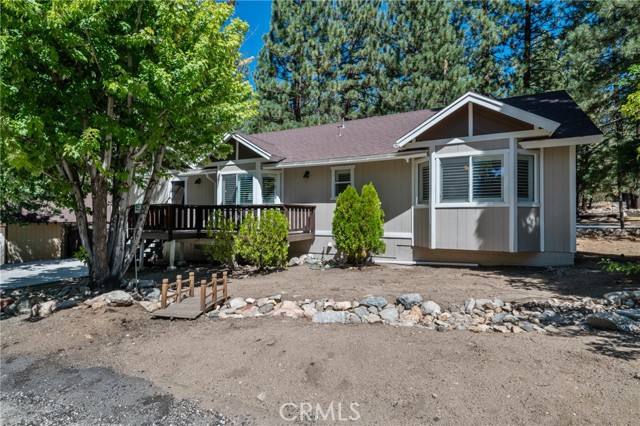 Detail Gallery Image 3 of 27 For 41432 Oak St, Big Bear Lake,  CA 92315 - 3 Beds | 2 Baths