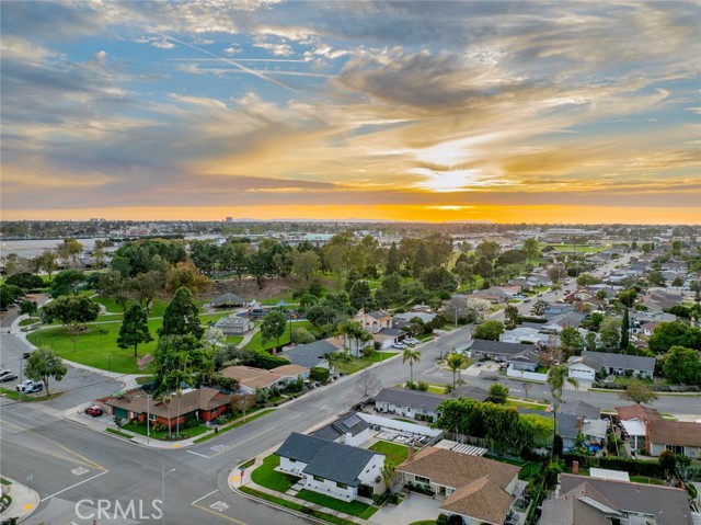 Detail Gallery Image 47 of 57 For 913 Junipero, Costa Mesa,  CA 92626 - 4 Beds | 2 Baths