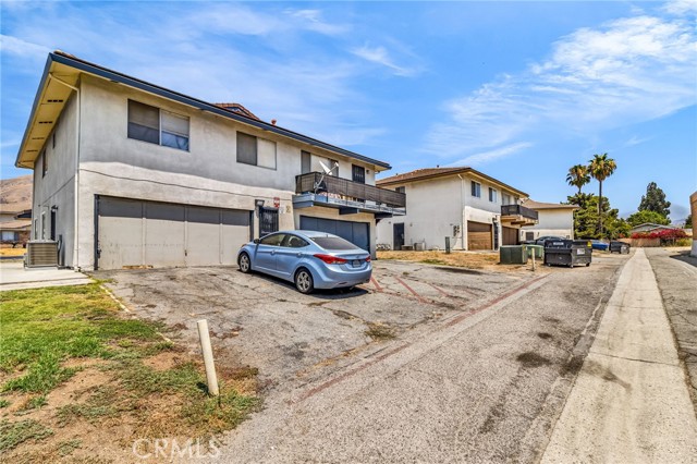 3531 Rainbow Lane, Highland CA: https://media.crmls.org/medias/211630cd-dd5a-47c1-9f52-874546c941ab.jpg