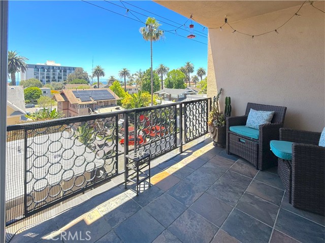 2662 E 2nd Street, Long Beach CA: https://media.crmls.org/medias/21176fd2-623d-40cf-b3f6-759a97d2a809.jpg