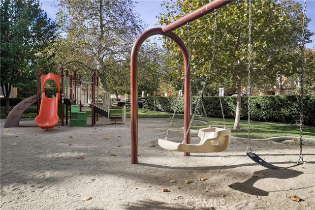 Detail Gallery Image 31 of 37 For 25132 Steinbeck Ave #F,  Stevenson Ranch,  CA 91381 - 2 Beds | 2 Baths