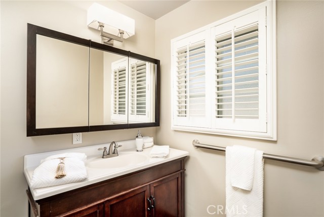 Detail Gallery Image 20 of 41 For 1312 Sierra Alta, Tustin,  CA 92780 - 3 Beds | 2 Baths