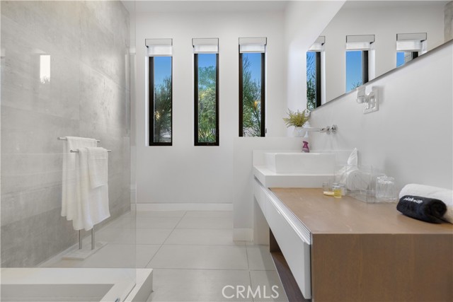 Detail Gallery Image 29 of 47 For 18296 Karen Dr, Tarzana,  CA 91356 - 5 Beds | 6 Baths