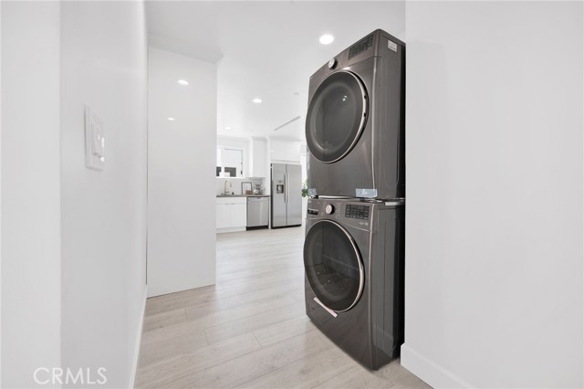 Detail Gallery Image 9 of 27 For 3416 11th, Los Angeles,  CA 90018 - 4 Beds | 3 Baths