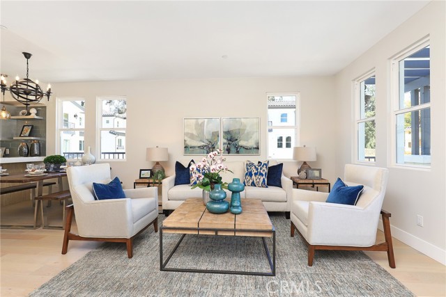 6 Oakmont Street, Phillips Ranch CA: https://media.crmls.org/medias/211ab0e9-c19e-4106-8f55-d556687bcb47.jpg