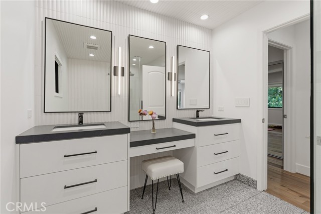 5 Bed Home for Sale in Calabasas, California