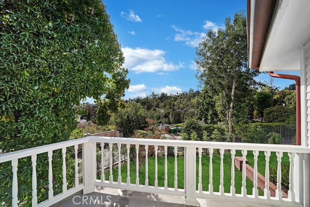 Detail Gallery Image 44 of 71 For 1962 Lower Lake Dr, North Tustin,  CA 92705 - 6 Beds | 7/1 Baths