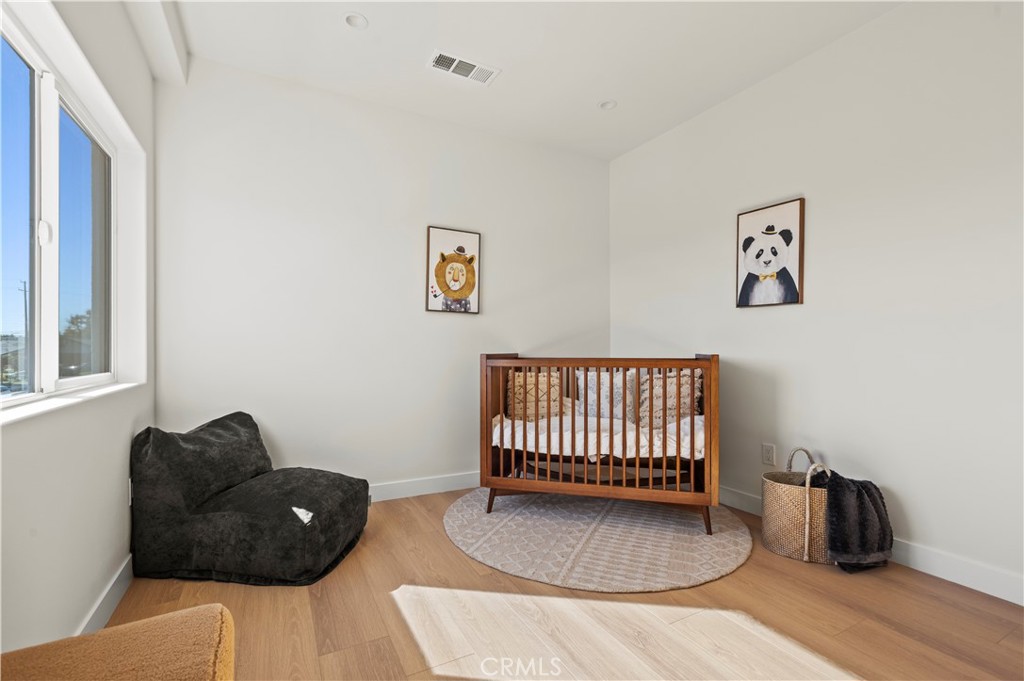 MLS #OC25253877 image #16