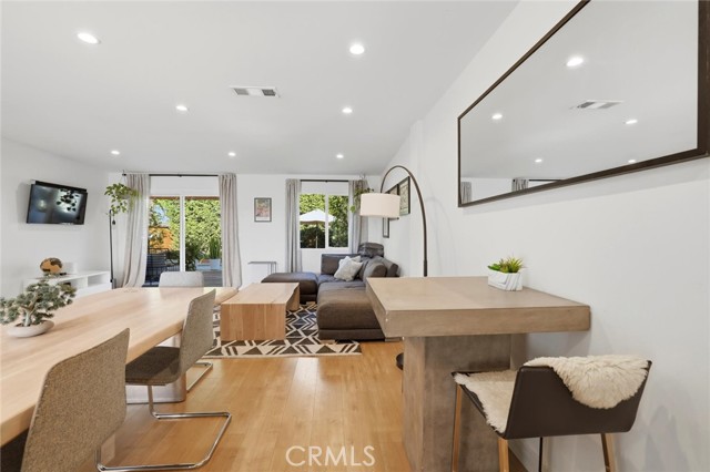 Detail Gallery Image 5 of 37 For 14924 Purche Ave, Gardena,  CA 90249 - 4 Beds | 3 Baths