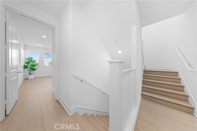 Detail Gallery Image 27 of 39 For 410 Lobata, Irvine,  CA 92618 - 4 Beds | 3/1 Baths