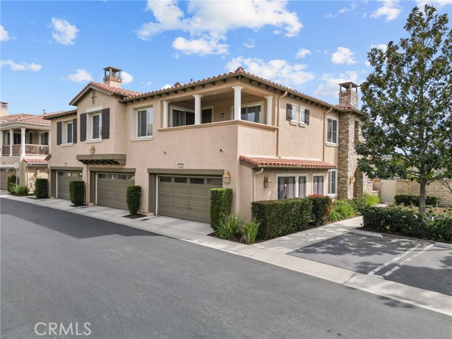 Detail Gallery Image 2 of 36 For 23860 Brescia Dr, Valencia,  CA 91354 - 4 Beds | 3 Baths