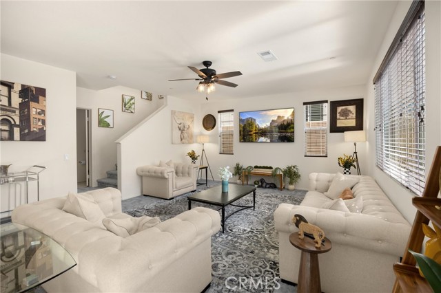 Detail Gallery Image 13 of 40 For 4337 Rima Drive, Fontana,  CA 92336 - 4 Beds | 3/1 Baths