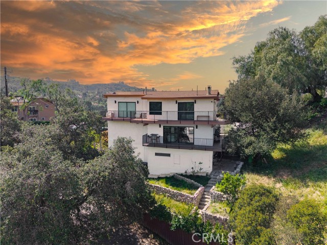 Front Image Thumbnail for CRDW26045530