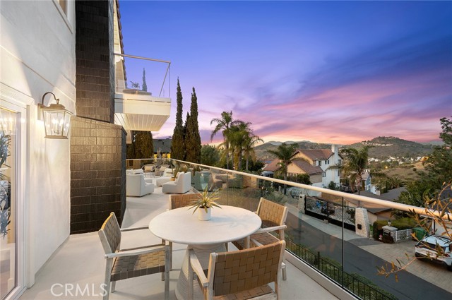 12402 Vista Panorama, North Tustin CA: https://media.crmls.org/medias/211eb71b-808c-420f-a1c6-e6683105201f.jpg