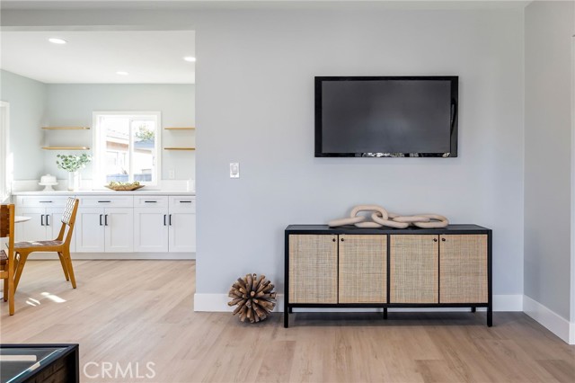 2708 Spreckels Lane, Redondo Beach, California 90278, 3 Bedrooms Bedrooms, ,2 BathroomsBathrooms,Residential,Sold,Spreckels,SB22026607