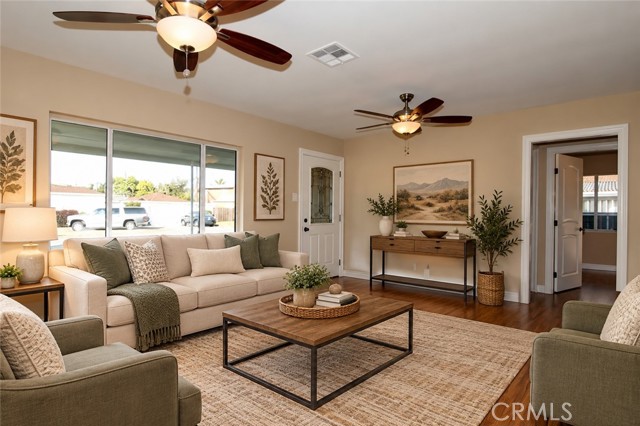 14766 Zastrow photo 2