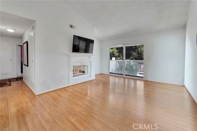 Detail Gallery Image 12 of 29 For 1301 via Sebastian #24,  San Pedro,  CA 90732 - 2 Beds | 2 Baths